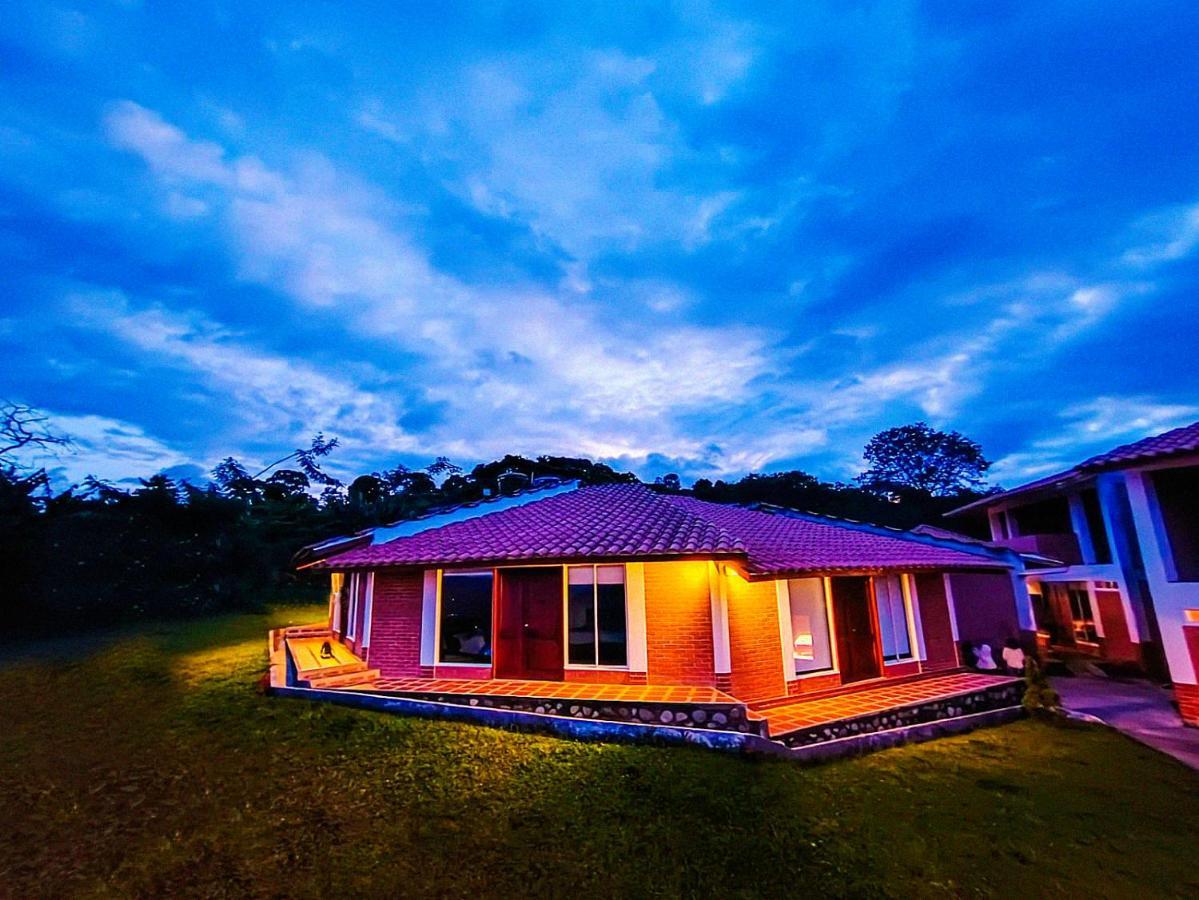 Hotel Kasama San Agustín Buitenkant foto